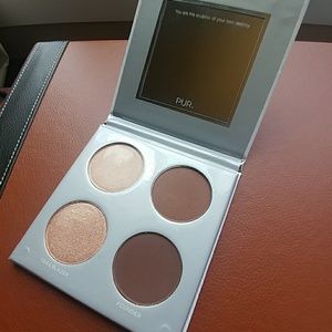 Pur x Boxy Charm face pallette
